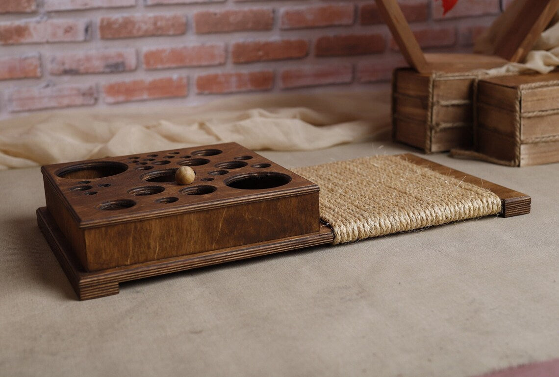 Cat Scratcher: Sisal Rope, Ball Hunt Toy, Cat game