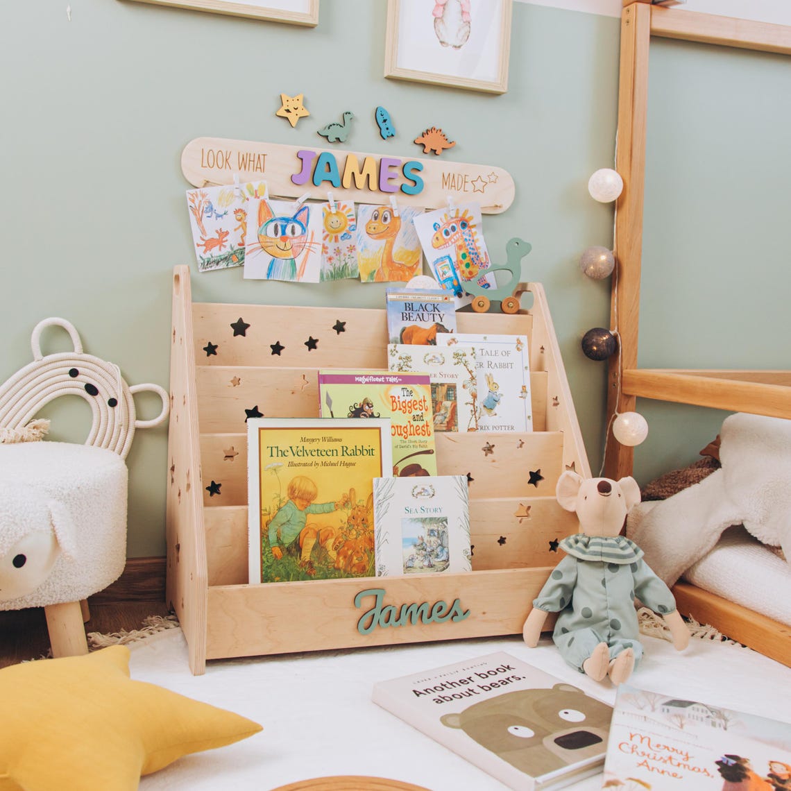 Personalized Montessori Bookshelf with Stars Boho Nursery Bookshelf Wooden Book Starage For Children Minimalist Kids Furniture Grandson Gift
