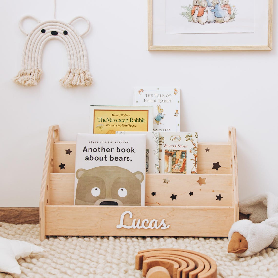 Personalized Montessori Bookshelf with Stars Boho Nursery Bookshelf Wooden Book Starage For Children Minimalist Kids Furniture Grandson Gift
