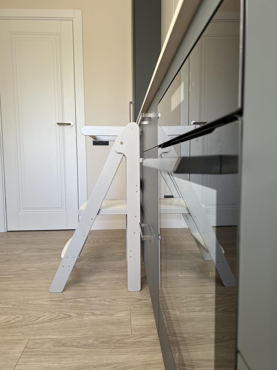 Folding kitchen tower for kids Height adjustable learning step stool for toddlers Montessori tower learning Foldable toddler tower